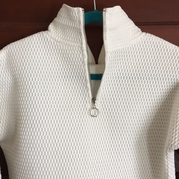 Structured pull over - Picture 3 of 5